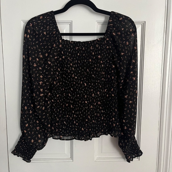 Madewell | (Re)sourced Georgette Lucie Bubble-Sleeve Smocked Top in Stem Scatter - Picture 4 of 8